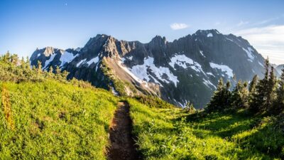 7 Essential Tips for Hiking the Pacific Crest Trail