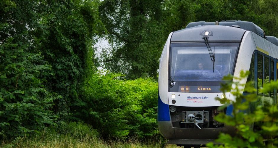 Rediscovering the Magic of Train Travel: The Ultimate 2026 Guide to Europe’s Scenic Railway Journeys