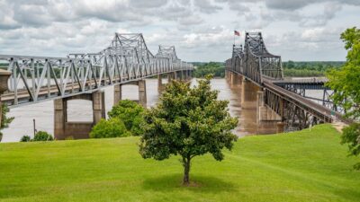 The Great American River Road Trip: Discovering the Hidden Gems of the Mississippi in 2026